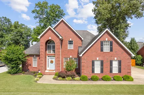 636 Rambush Dr, Murfreesboro, TN 37128