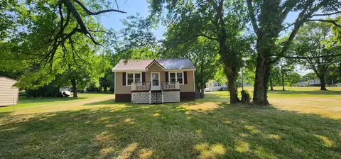 107 Webb St, Fayetteville, TN 37334