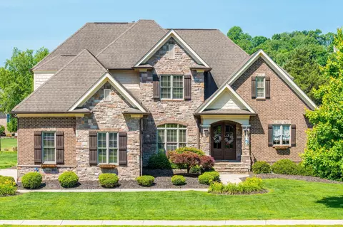 2817 Enclave Bay Dr, Chattanooga, TN 37415