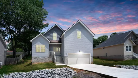1881 Red Fox Trl, Clarksville, TN 37042