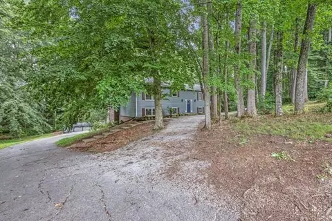 2048 Herbert Garrett Rd, Cookeville, TN 38506