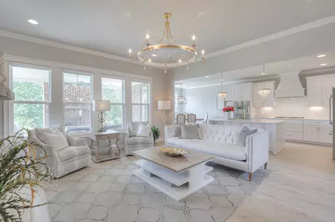 257 Valley Bend Dr, Nashville, TN 37214