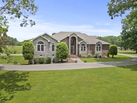 1011 Spears Way, Greenbrier, TN 37073