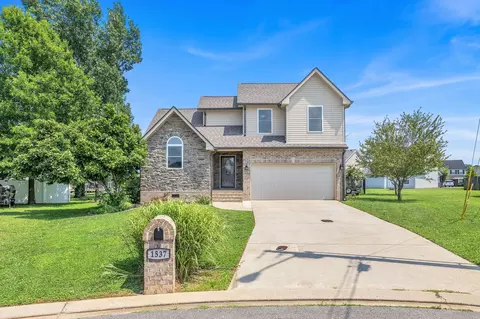 1537 Lews Ct, Murfreesboro, TN 37128
