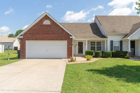 1018 Stonemark Trl, La Vergne, TN 37086