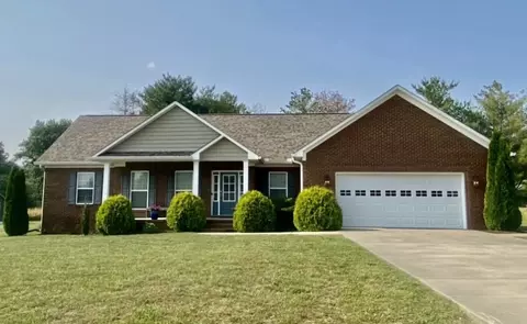 47 Hummingbird Ln, Lawrenceburg, TN 38464