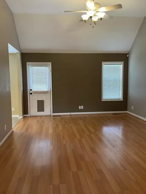 113 Foxrun, Springfield, TN 37172 photo 6