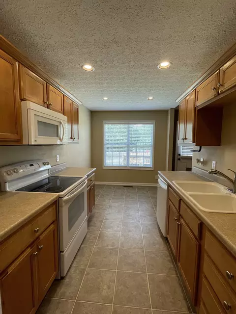 113 Foxrun, Springfield, TN 37172 photo 12