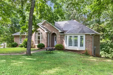 1740 Creekview Ct, Adams, TN 37010