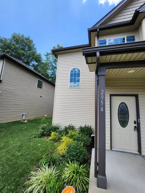 2954 Gibbs Ln, Clarksville, TN 37040