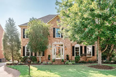 620 Pembroake Ln, Franklin, TN 37064