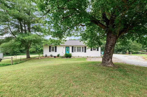 1005 Wynnewood Dr, Castalian Springs, TN 37031