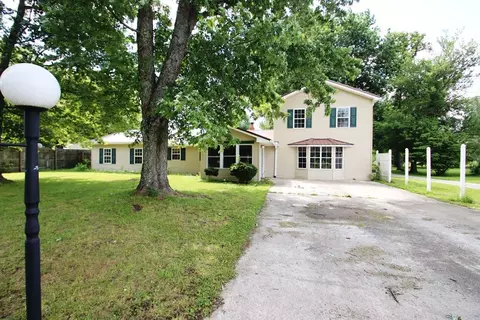 777 Lovejoy Rd, Sparta, TN 38583