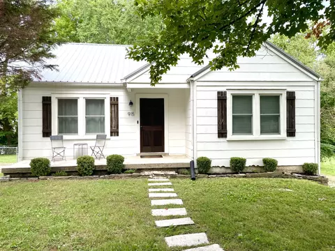 915 Locust St, Columbia, TN 38401