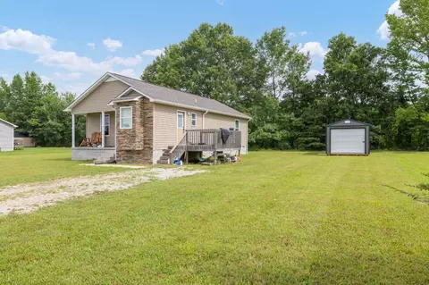 119 Liza Beth Ln, Hohenwald, TN 38462