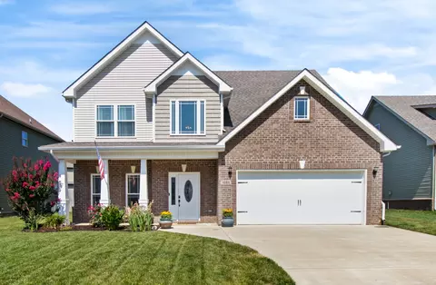 1085 Thrasher Dr, Clarksville, TN 37040