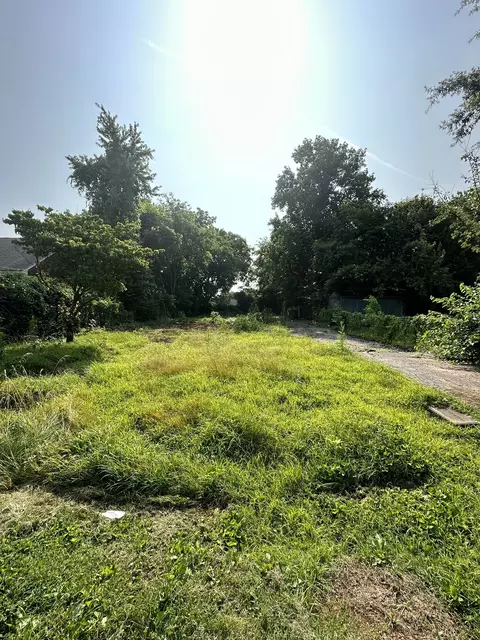 2130 Whitney Ave, Nashville, TN 37210