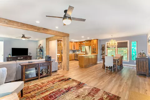 1074 Highway 100, Centerville, TN 37033 photo 8