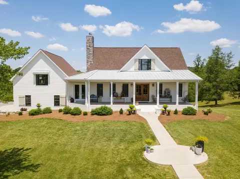 1058 Franklin Rd, Gallatin, TN 37066