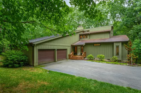 6239 Forest Trl, Signal Mountain, TN 37377