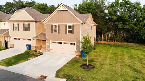 300 Hamburg Rd, Smyrna, TN 37167