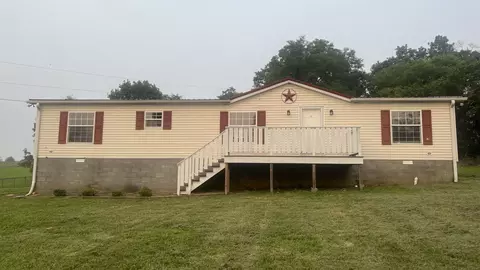 5629 Buzzard Creek Rd, Cedar Hill, TN 37032