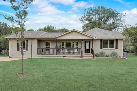 1019 Saunders Ave, Madison, TN 37115