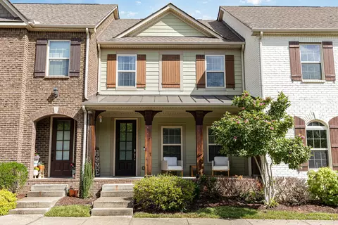 1602 Shadow Green Dr, Franklin, TN 37064