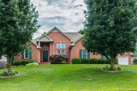 2866 Prince Dr, Clarksville, TN 37043