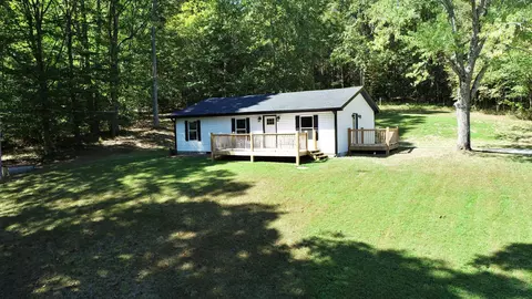 7409 Highway 31e, Westmoreland, TN 37186