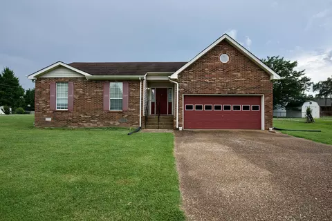 3053 Easy Goer Ln, Greenbrier, TN 37073