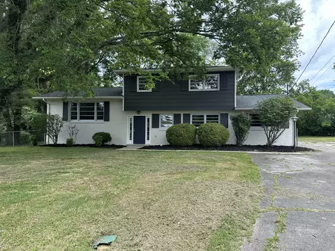 2015 Cain Ct, Murfreesboro, TN 37130