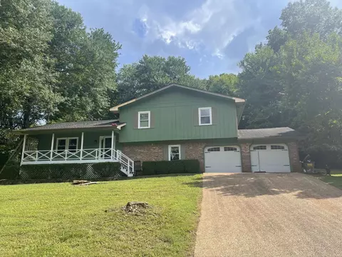 1020 Woodfern Trl, Hixson, TN 37343