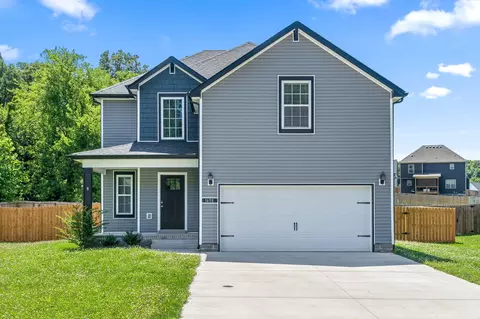 1698 Rains Rd, Clarksville, TN 37042