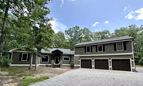 2200 Lakeshore Dr, Monteagle, TN 37356