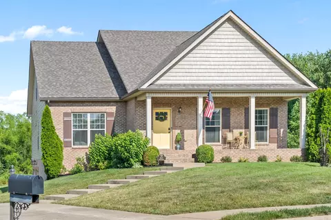 421 Abeline Dr, Clarksville, TN 37043
