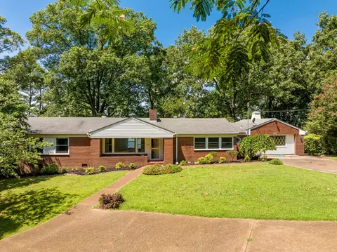 325 Lakeview Dr, New Johnsonville, TN 37134
