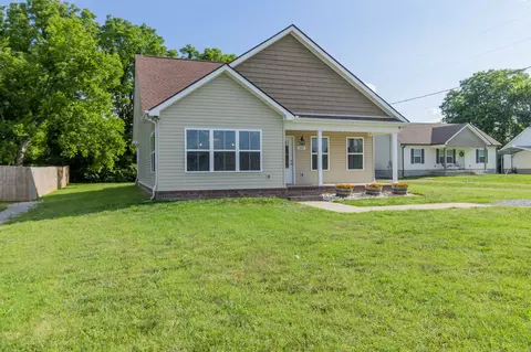 605 Biggers St, Chapel Hill, TN 37034