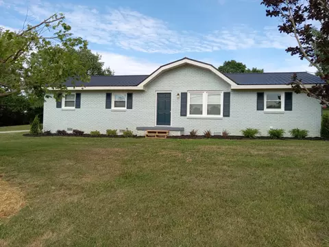 74 Parrish Ln, Mcewen, TN 37101