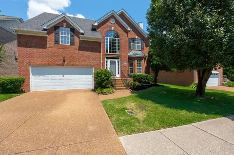 214 Wisteria Dr, Franklin, TN 37064