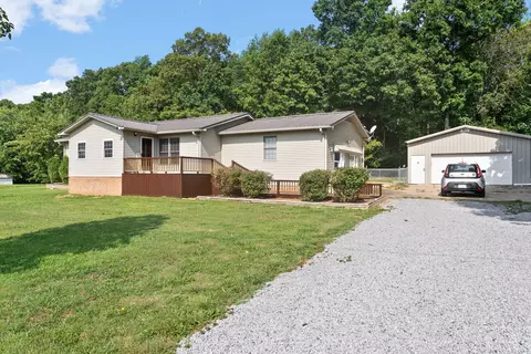 258 Barkley Cir, Cadiz, KY 42211