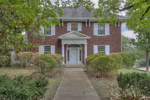 3749 Whitland Ave, Nashville, TN 37205