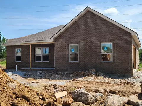 313 Richmonds Retreat Blvd, Christiana, TN 37037