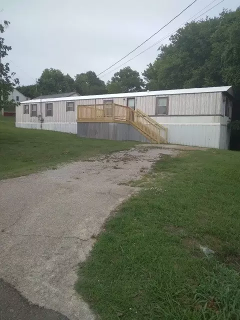 911 Ragsdale Ln, Pulaski, TN 38478