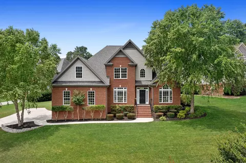 3195 Grassy Cove Ln, Ooltewah, TN 37363