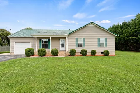 142 Cheyenne Ave, Winchester, TN 37398
