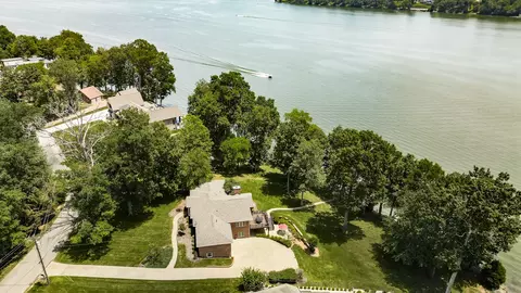 256 Hidden Lake Rd, Hendersonville, TN 37075