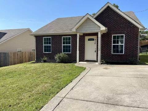 916 16th Ave E, Springfield, TN 37172