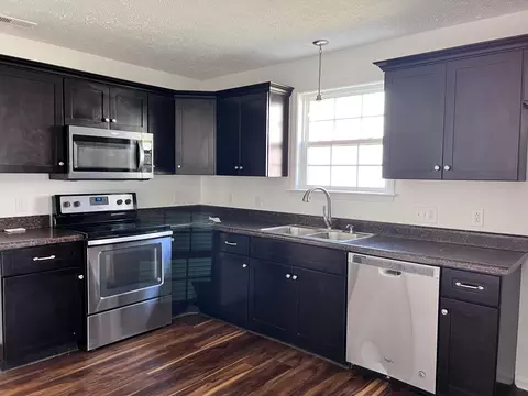 916 16th Ave E, Springfield, TN 37172 photo 4