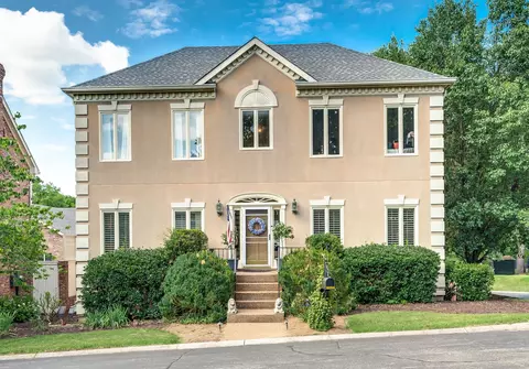 102 Adams Park, Nashville, TN 37205